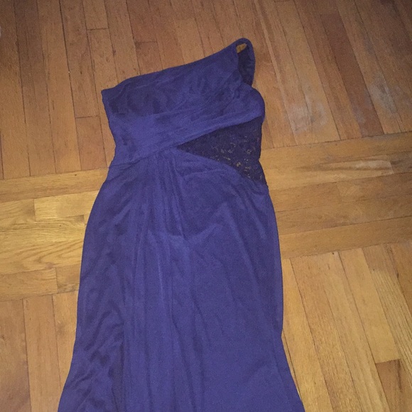 Used once- bridal dress - Picture 2 of 6